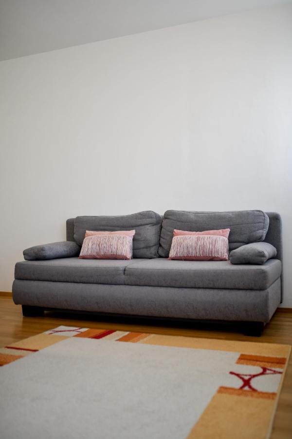 Modern Apartment For 2025' Vacation In Zadar Exterior photo