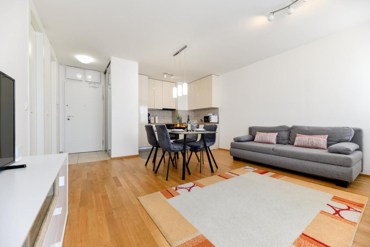 Modern Apartment For 2025' Vacation In Zadar Exterior photo